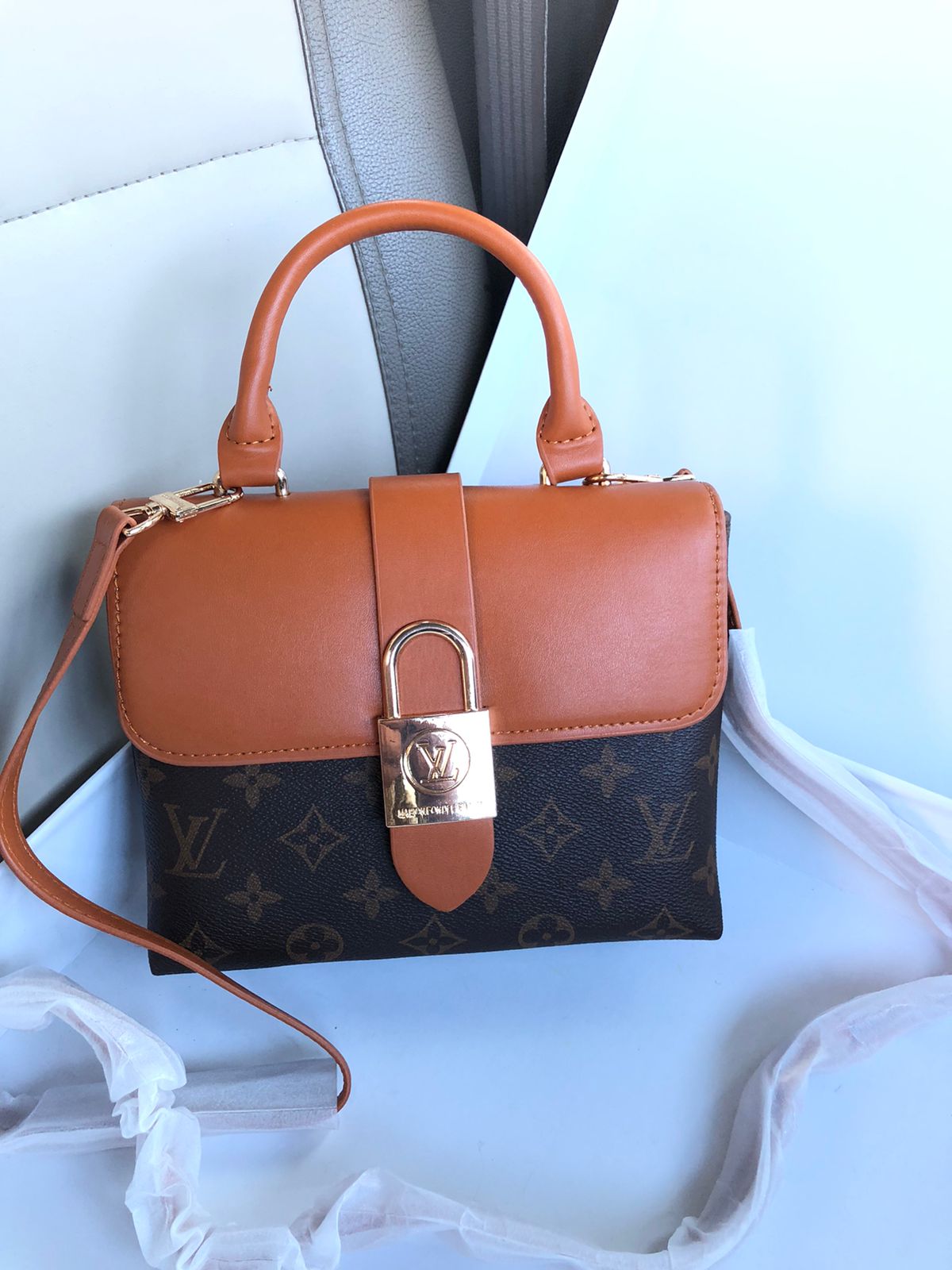 Louis vuitton hand bag